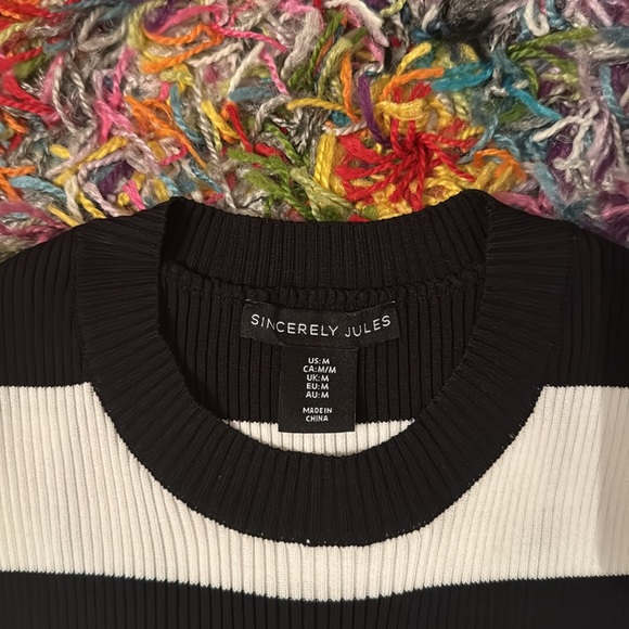 Bold Black and White Striped Cropped Tank Top | Sincerely Jules - Picture 2 of 3